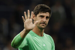 Thibaut Courtois vinker.