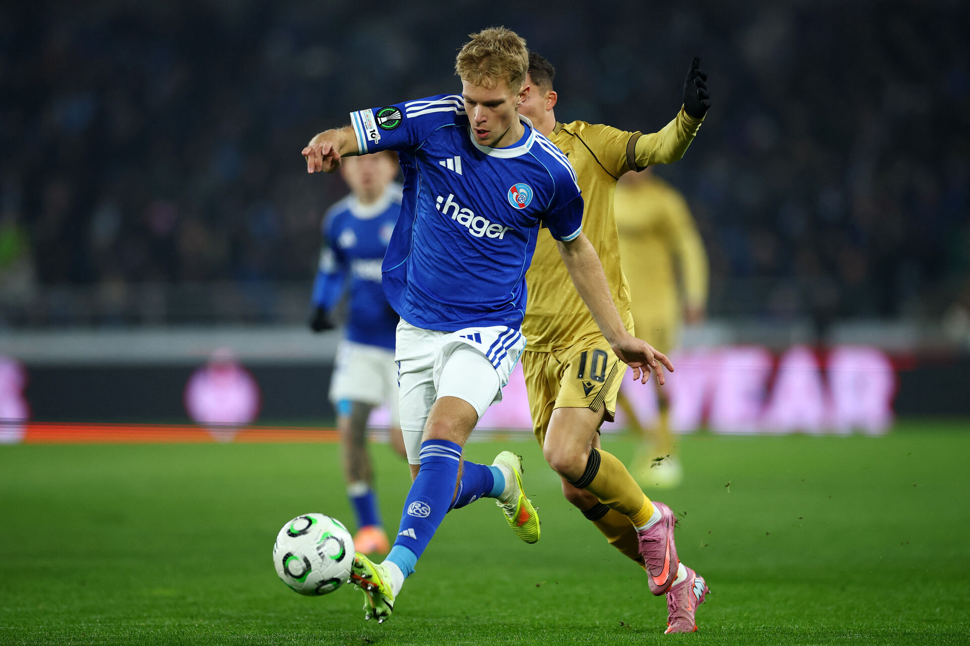 Høgsberg flået ud to minutter før pausen foto