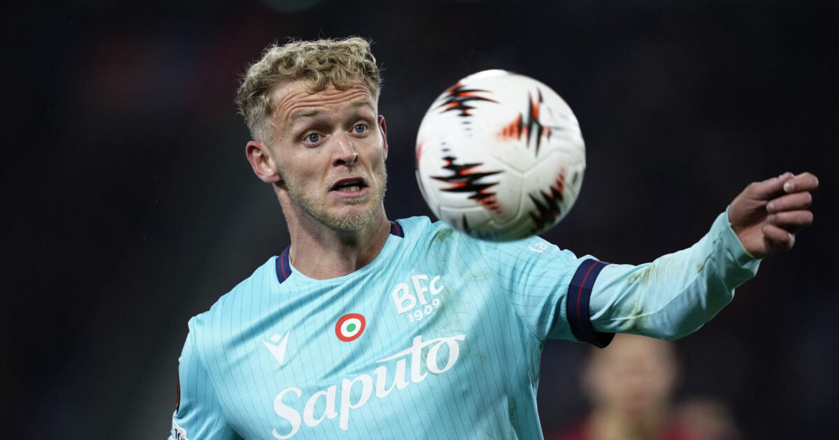Odgaard og Bologna ondulerer Salzburg-danskere Foto: Matteo Ciambelli/REUTERS