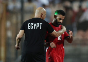 Mohamed Salah skiftes ud for Egypten.