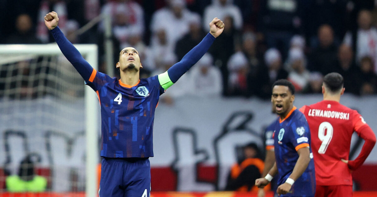 Holland millimeter fra VM efter remis mod Polen Foto: Kacper Pempel/REUTERS