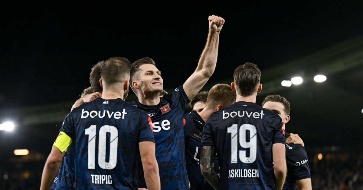 Efter 34 års tørke: Viking er norske mestre Foto: Carina Johansen/NTB/Ritzau Scanpix