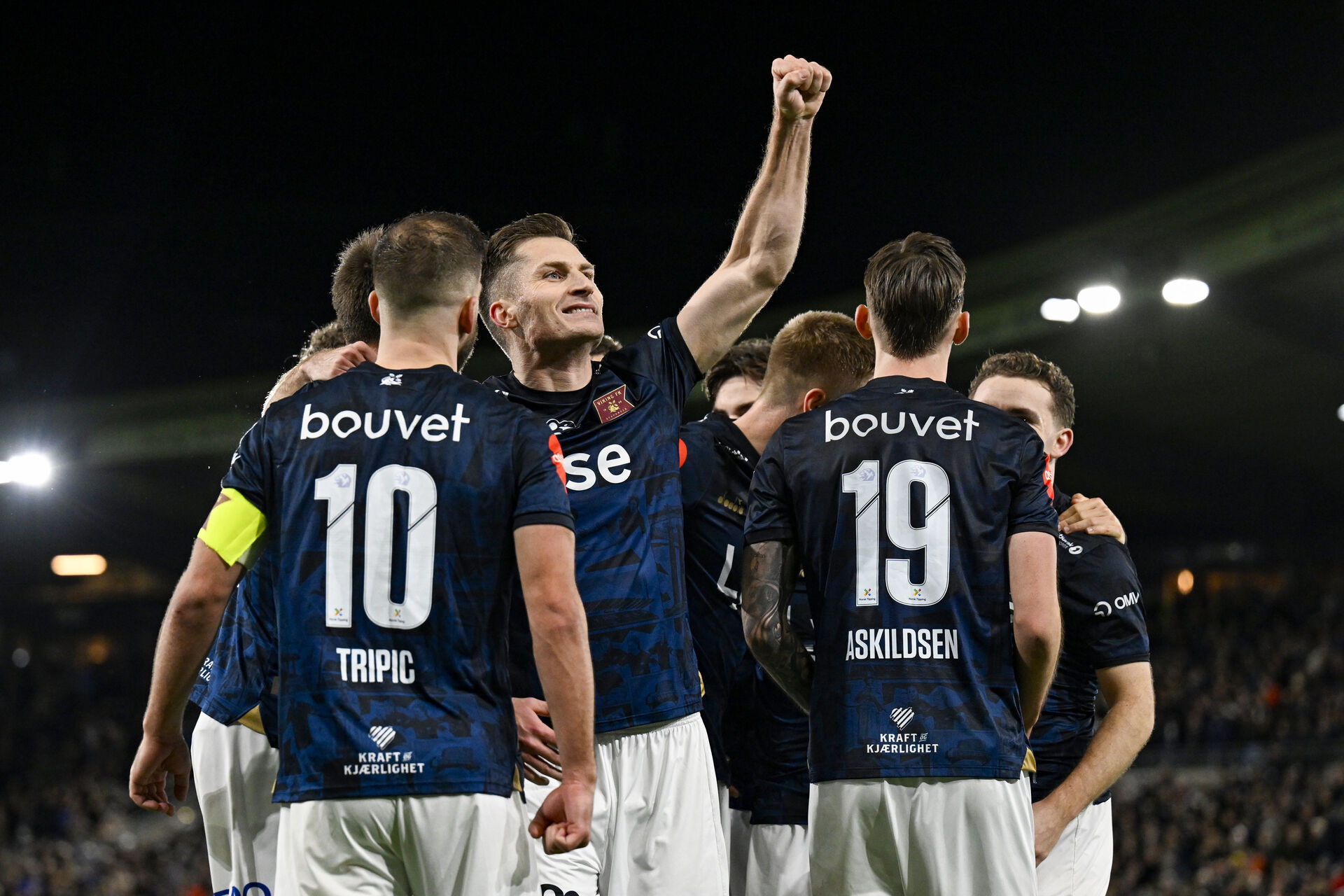 Efter 34 års tørke: Viking er norske mestre foto