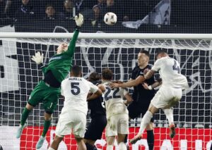 Oliver Christensen mod Nottingham Forest