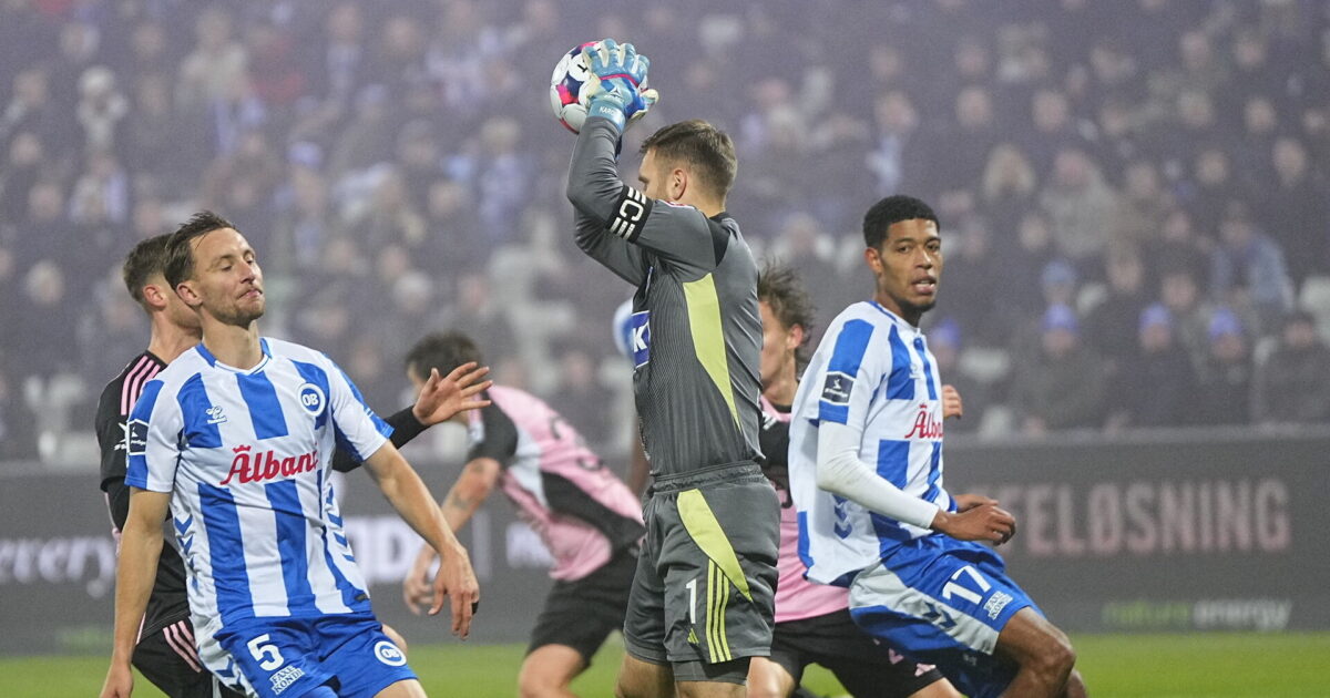 Han kan da ikke være mange afbud fra landsholdet Superligakampen mellem OB og Silkeborg IF på Nature Energy Park i Odense fredag den 7. november 2025.