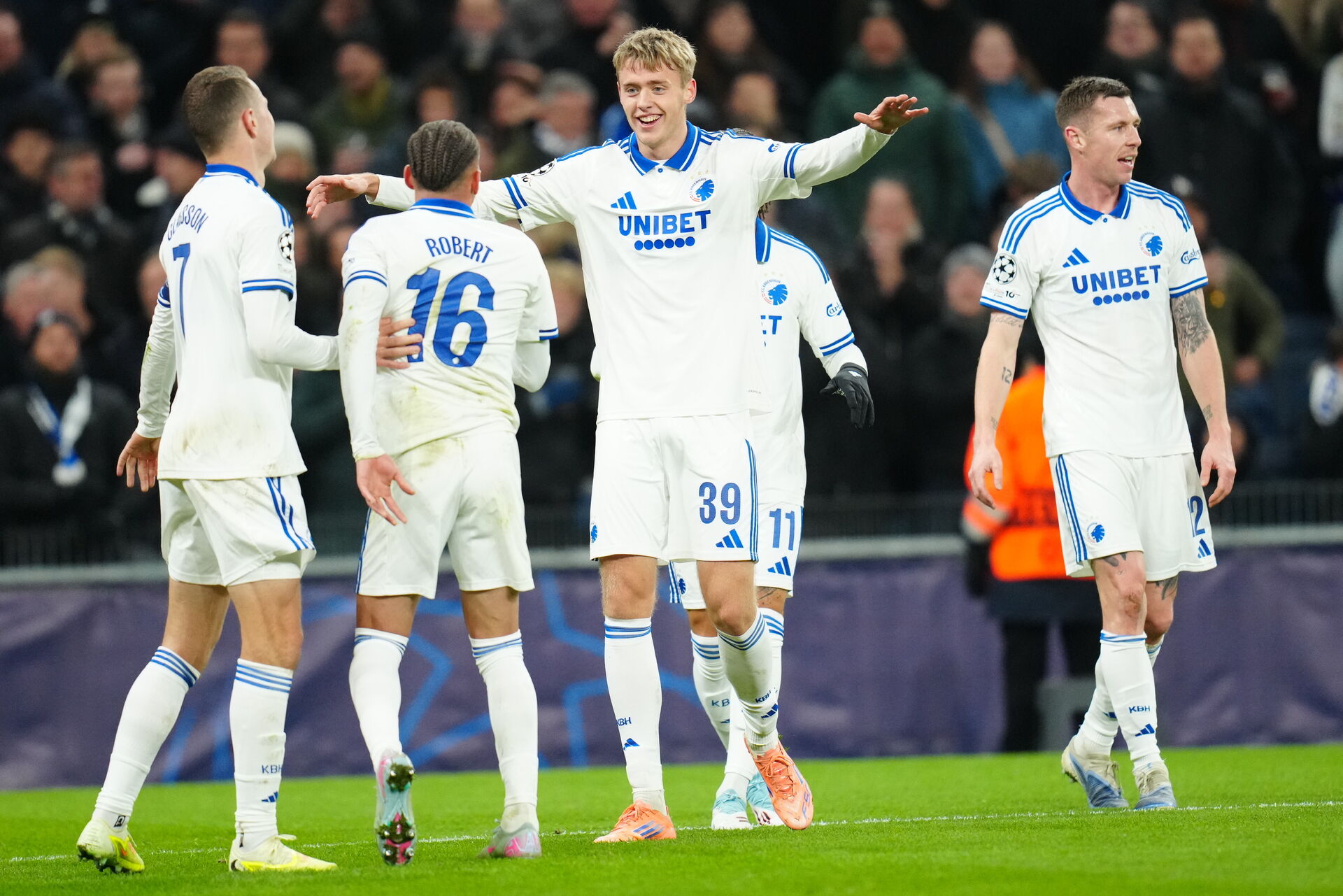 Se her: 17-årig FCK-juvel bringer FCK foran foto