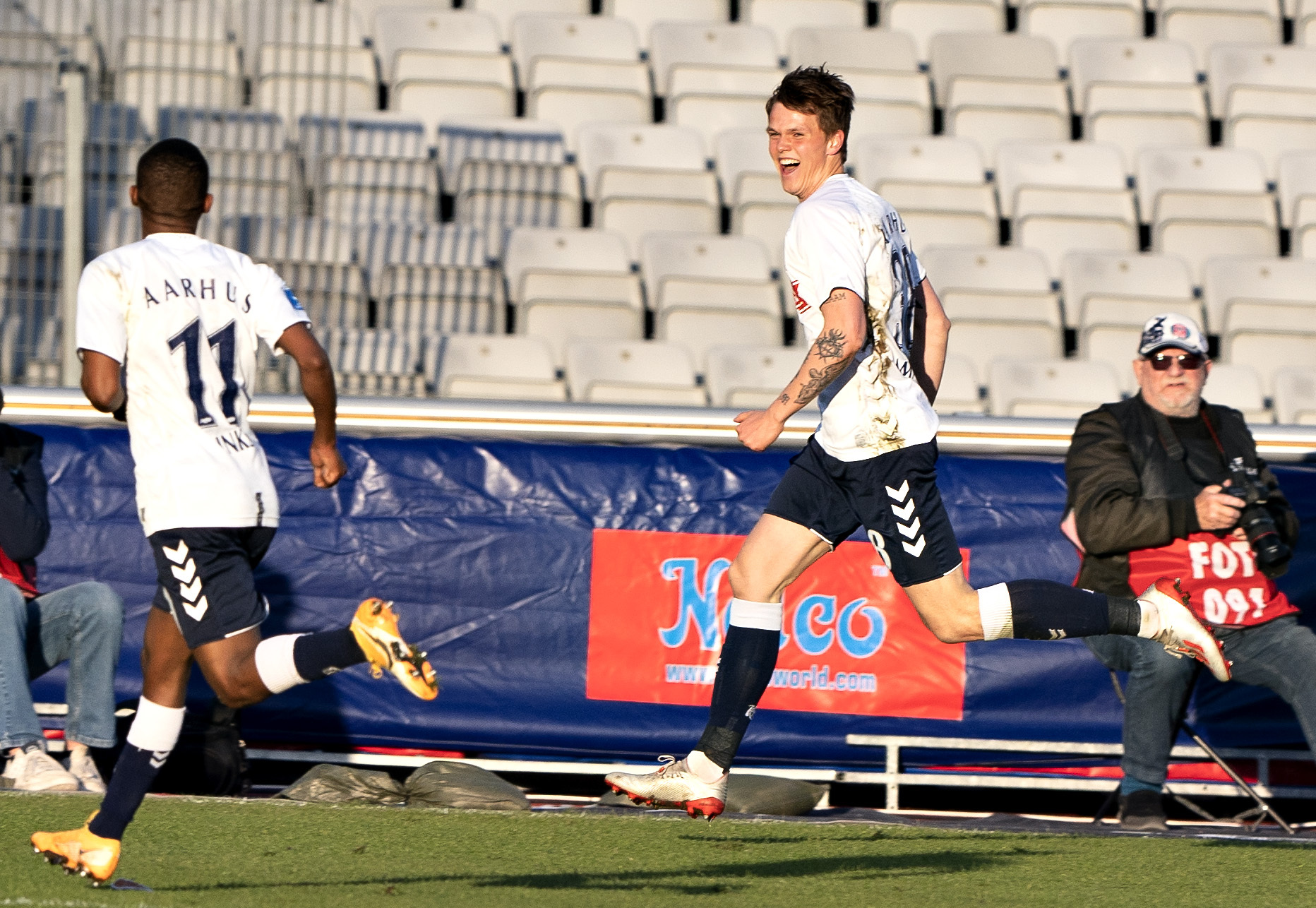 Eks-AGF’er vil finde ny klub i Danmark foto