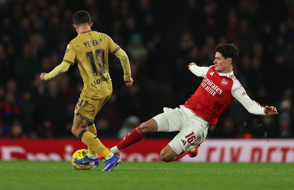 Nørgaard i glidende tackling for Arsenal