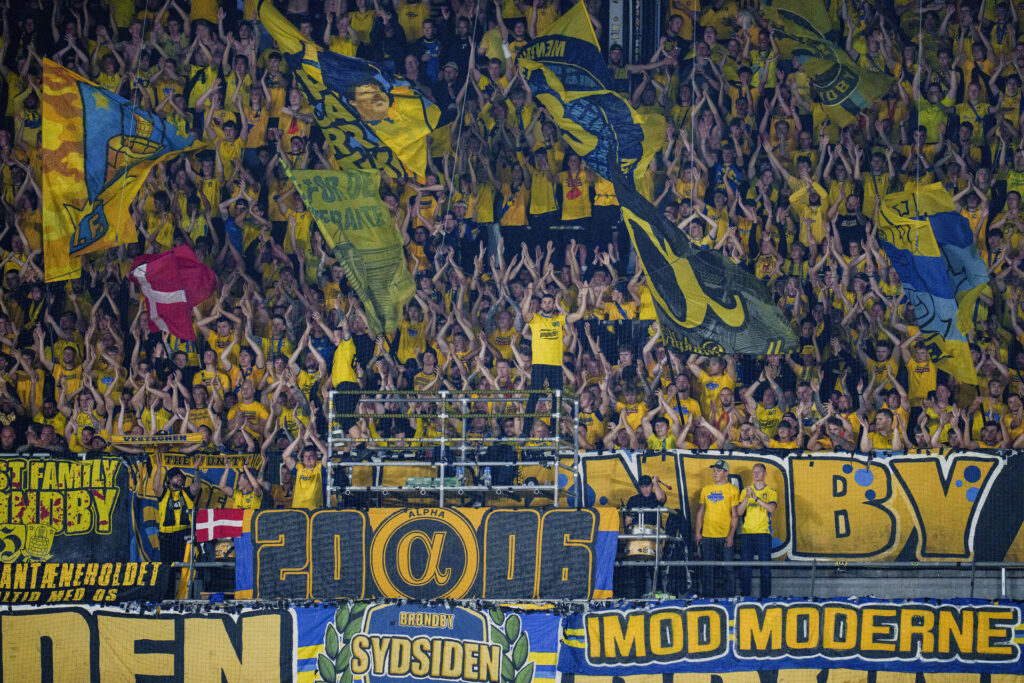 Et billede af en masse Brøndby IF