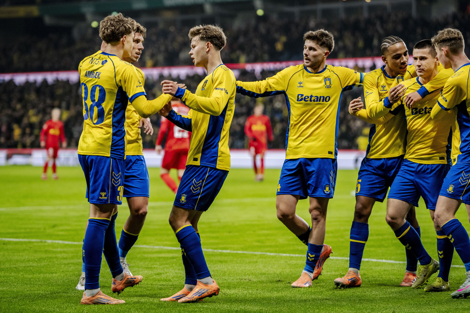 BIF-træner: Sådan skal vi rejse os fra derby-skuffelse foto