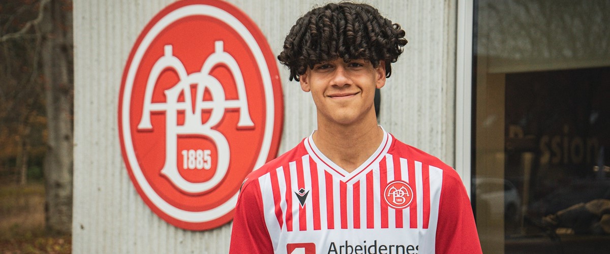 AaB skriver kontrakt med U17-anfører Foto: AaB