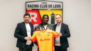 Amadou Haidara præsenteres i franske Lens.
