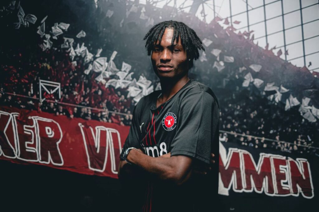 Chichi Capo ved sin præsentation i FCM.