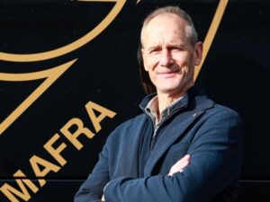 Lars Lungi Sørensen præsenteres i CD Mafra.