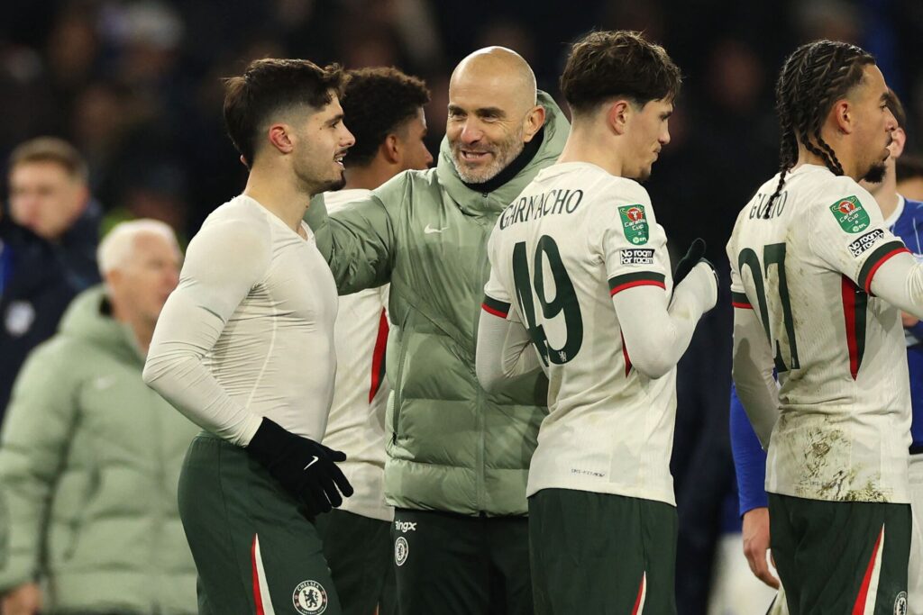 Maresca og Chelsea-spillerne taler