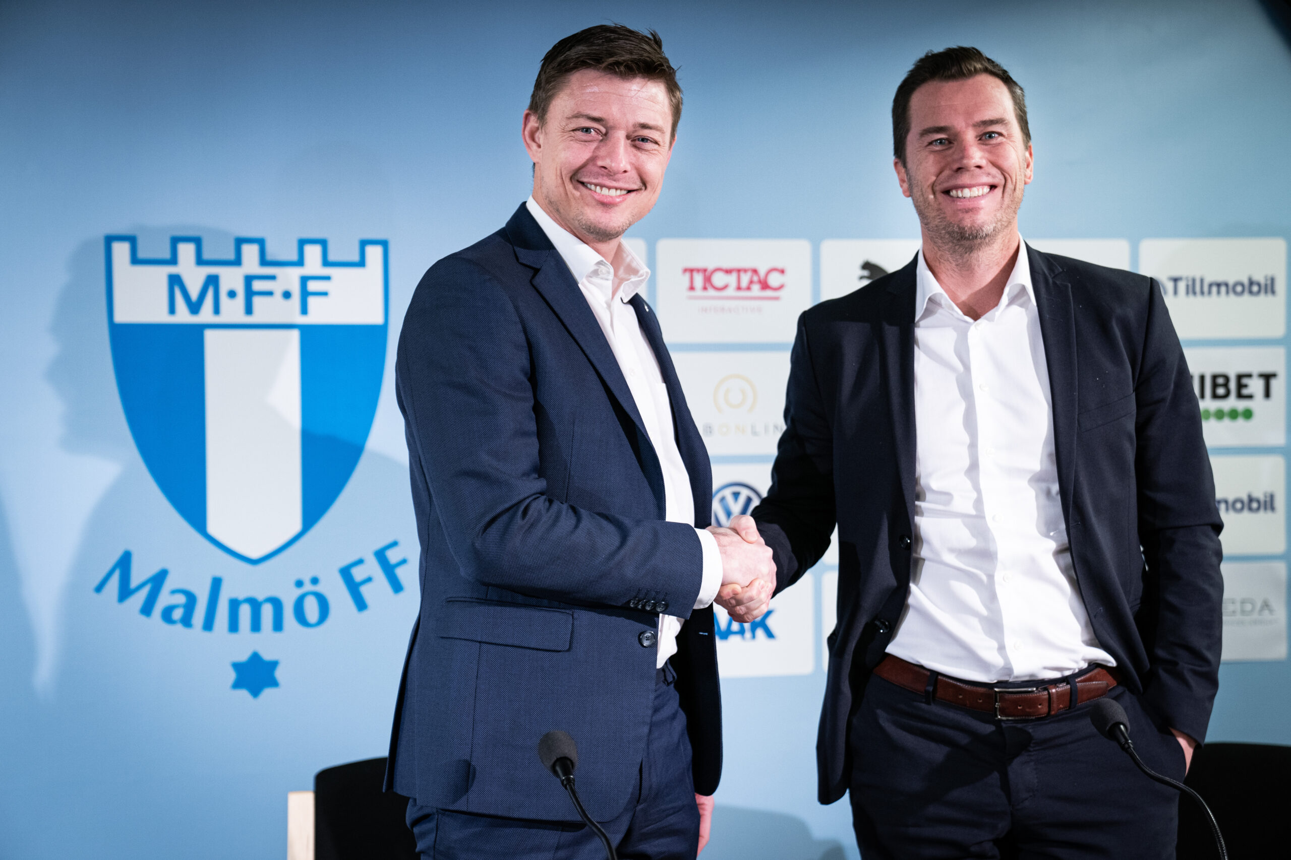 LIVE: Jagtede dansk cheftræner: Nu skifter de sportschef foto