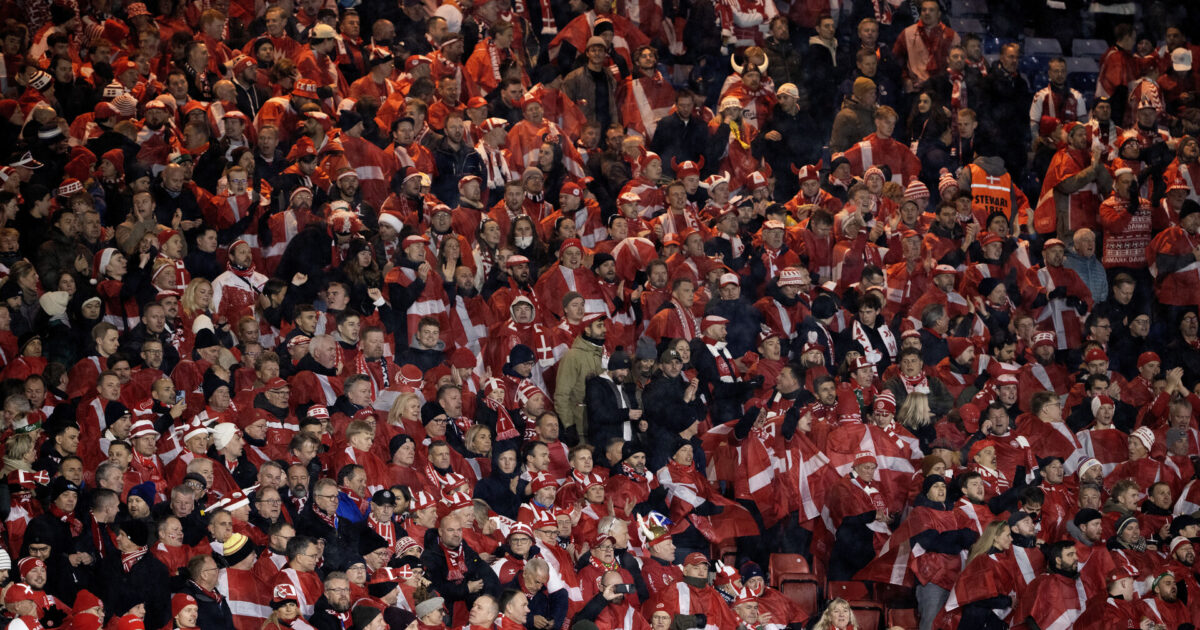 Fem års karantæne for banner med nazi-symbol Foto: Bo Amstrup/Ritzau Scanpix