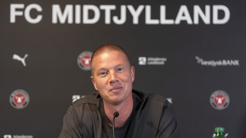 Mike Tullberg til pressemøde ved sin præsentation i FC Midtjylland.