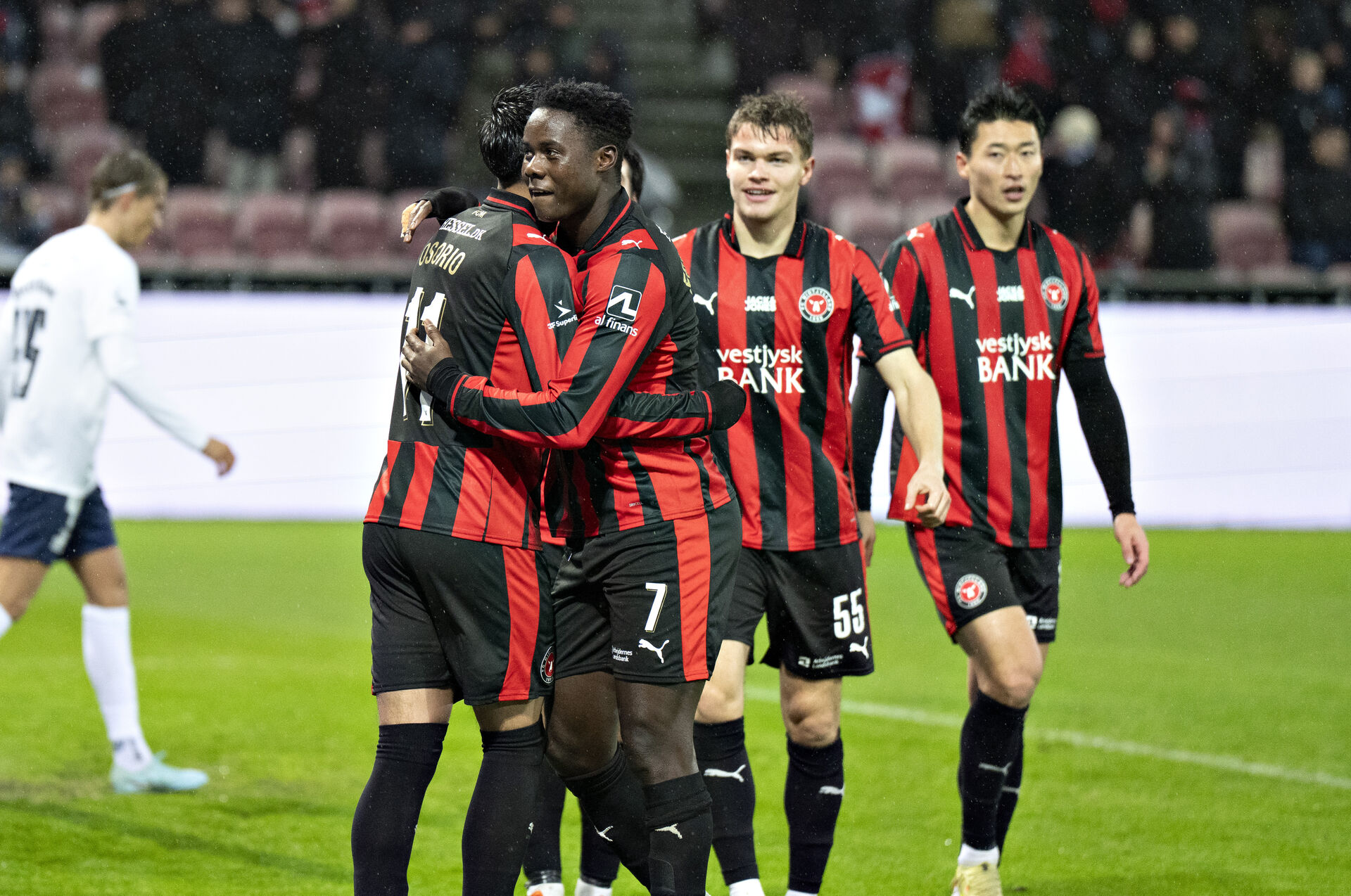 Italienske storklubber kigger mod FCM foto