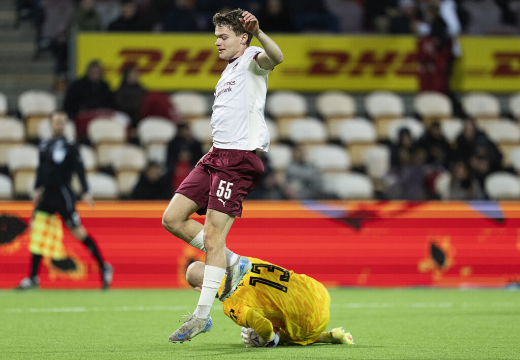 Victor Bak og Andreas Hansen i duel.