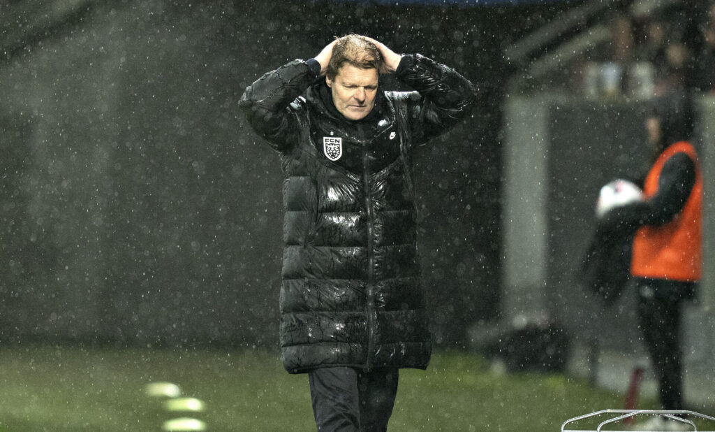 Jens Fønsskov Olsen med hænderne på hovedet