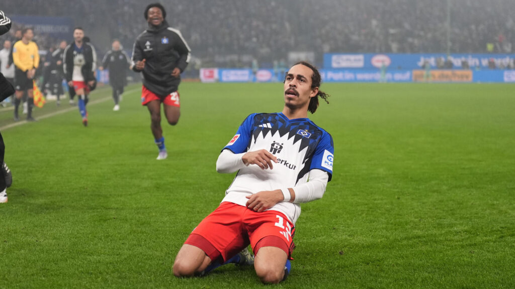 Yussuf Poulsen jubler