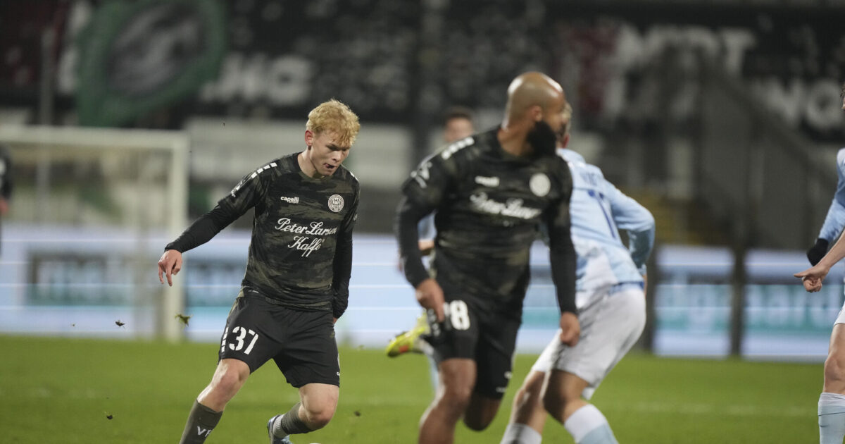 Vester vinker farvel: Det har været en rigtig god tid Foto: Claus Fisker/Ritzau Scanpix