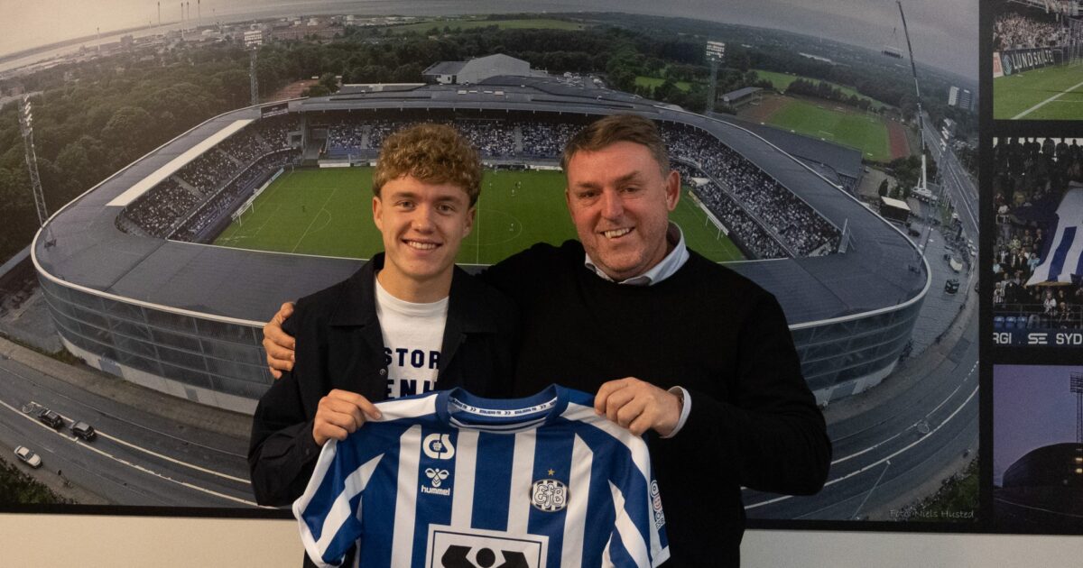 Esbjerg skriver kontrakt med teenager Foto: Esbjerg fB
