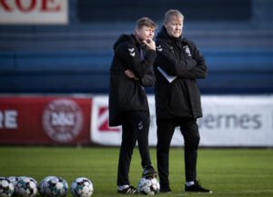 Åge Hareide og Jon Dahl Tomasson side om side.
