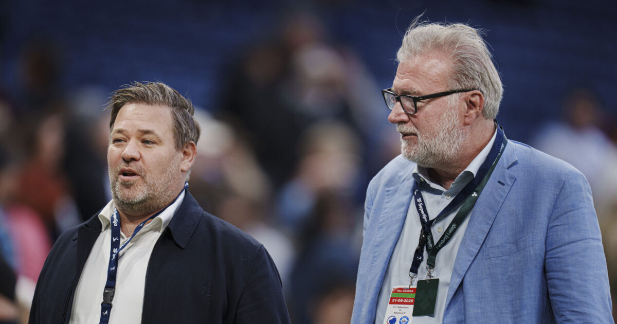 FCK får ja: Rosengård godkender investering Jacob Lauesen (tv.) og Lars Seier (th.) Foto: Liselotte Sabroe/Ritzau Scanpix