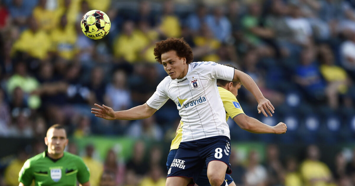 Amini venter og venter: Stadig meget fodbold i mig Foto: Liselotte Sabroe/Ritzau Scanpix