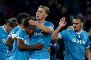 Rasmus Højlund jubler i forbindelse med sin scoring mod Juventus.