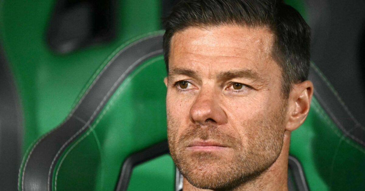 Alonso har talt med Perez igen: Forsøger at vende det Foto: Photo by JOSE JORDAN 