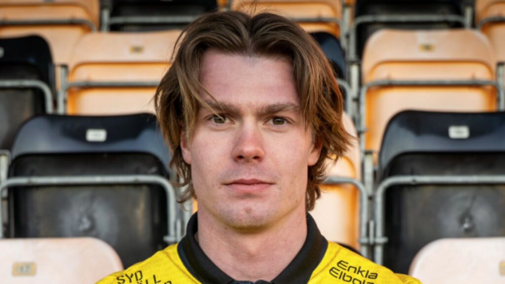 Max Nielsen i en Mjällby AIF