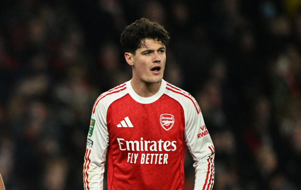 Nørgaard i kamp for Arsenal