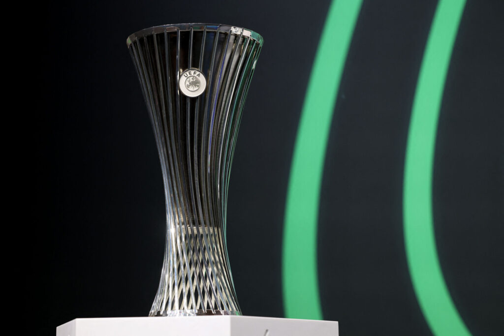 Conference League-trofæet