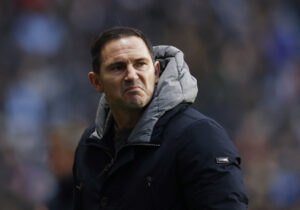 Lampard laver grimasse.