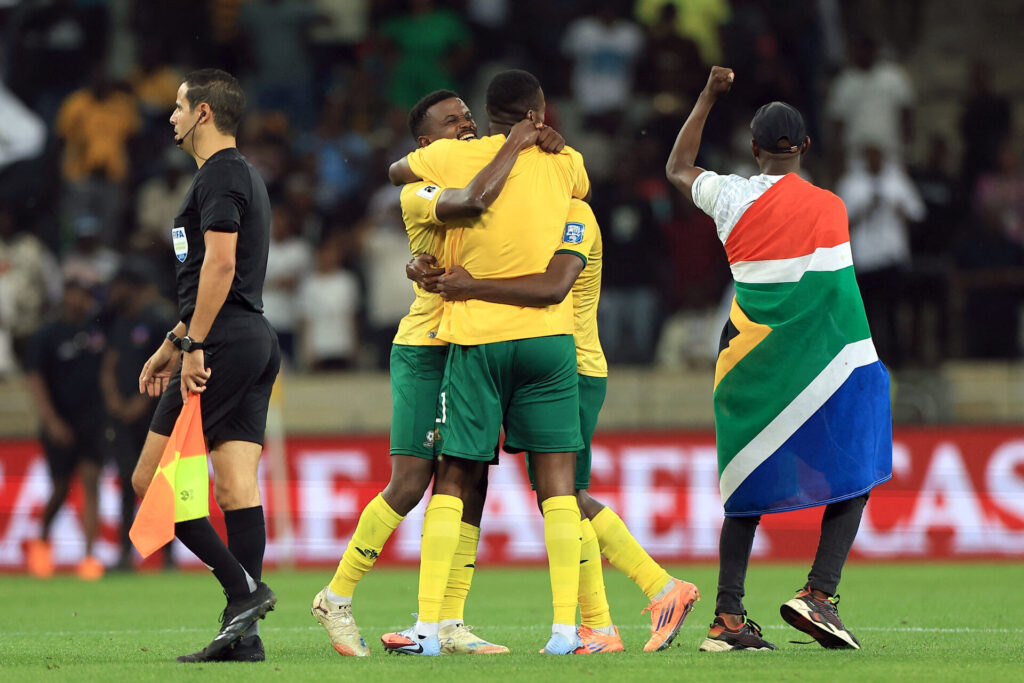 Sydafrikas spillere jubler.
