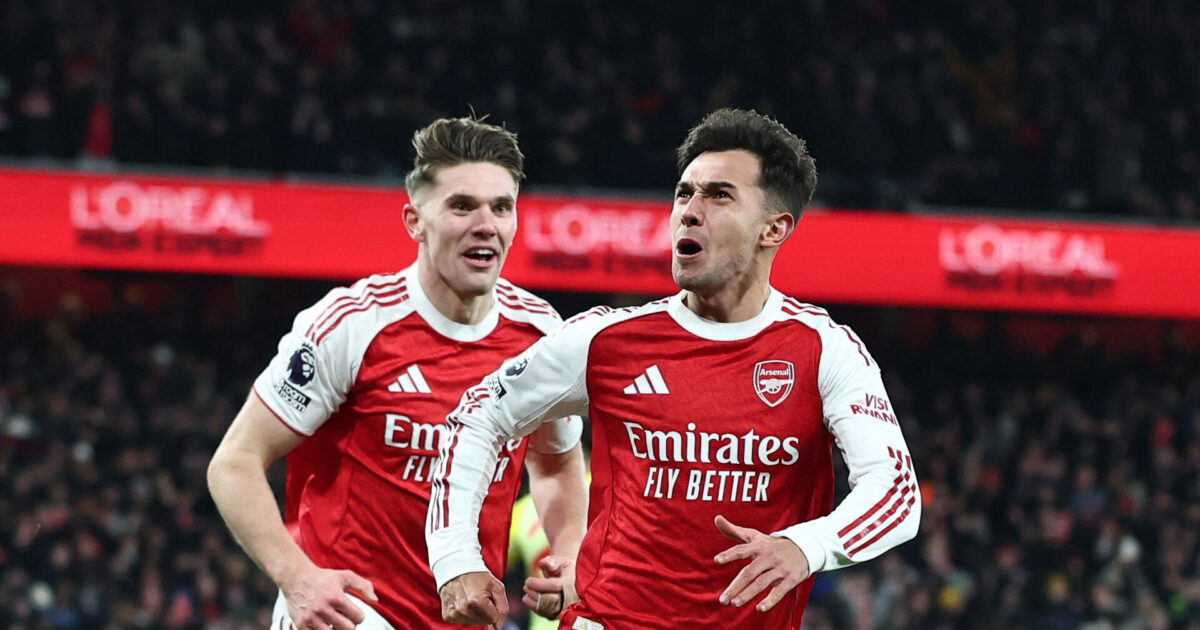 Pas på, City! Arsenal splitter Villa ad i anden halvleg Foto: David Klein EDITORIAL USE ONLY.NO USE WITH UNAUTHORIZED AUDIO, VIDEO, DATA, FIXTURE LISTS, CLUB/REUTERS