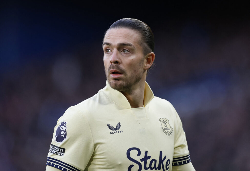 Jack Grealish i kamp for Everton.