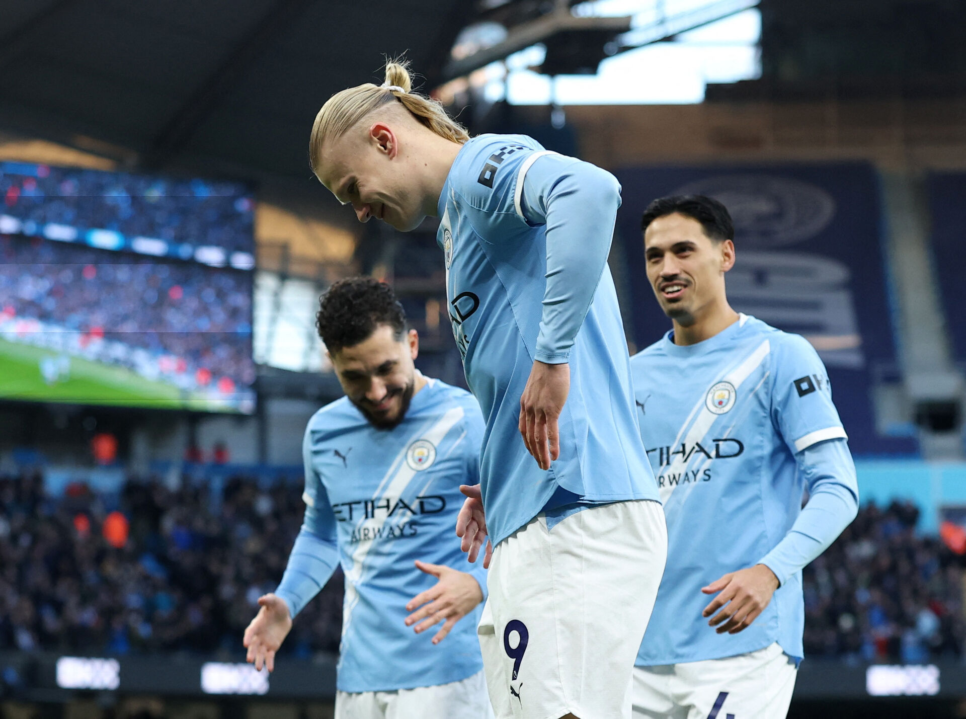 Robotten Haaland spiller City til tops foto