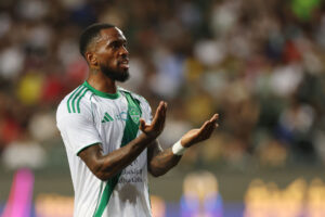 Ivan Toney under en kamp i Saudi-Arabien.