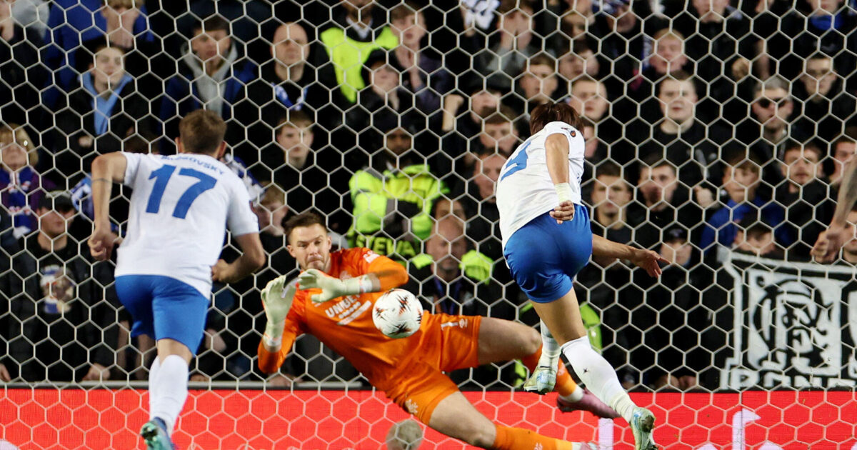 Han har reddet 7 ud af 8 straffespark – skal han med til VM? Foto: Ritzau Scanpix/REUTERS