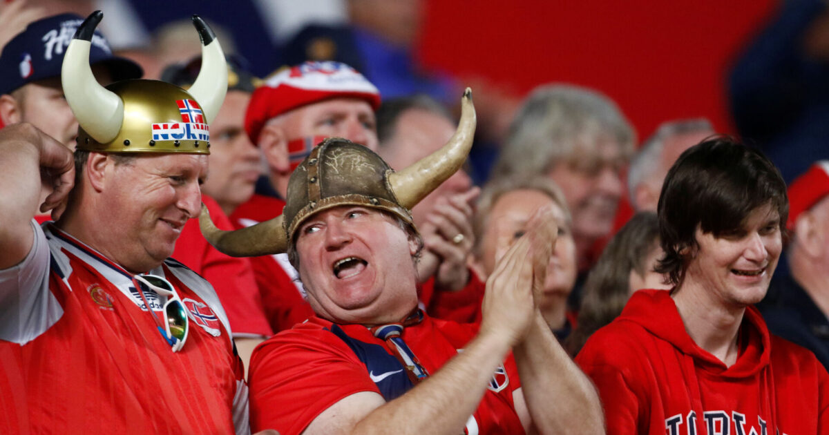 Mere alkohol: Norges våde VM kan tvinge lovændring Foto: Yiannis Kourtoglou/REUTERS