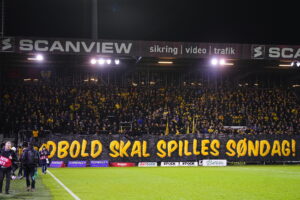 Brøndby-afsnit med tifo