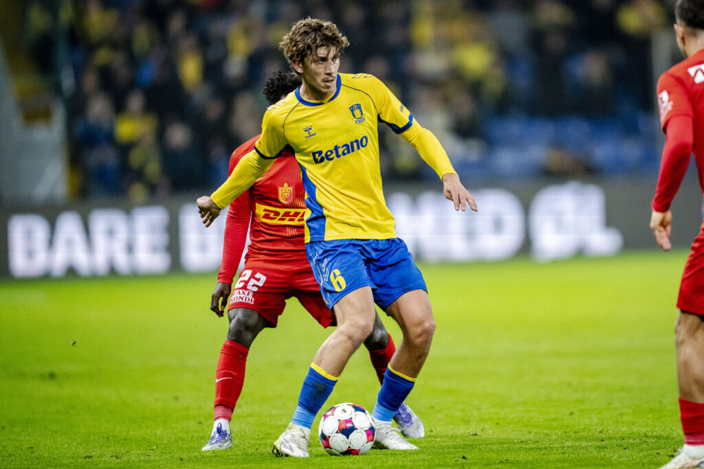 Stijn Spierings i aktion for Brøndby