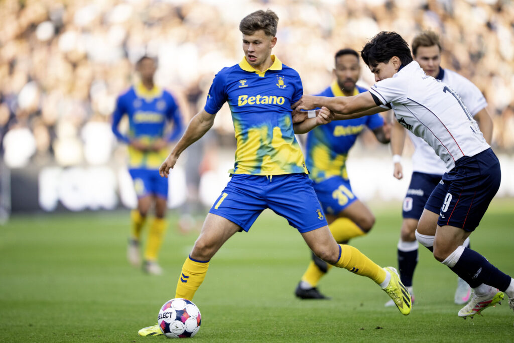 Filip Bundgaard, Eric Kahl