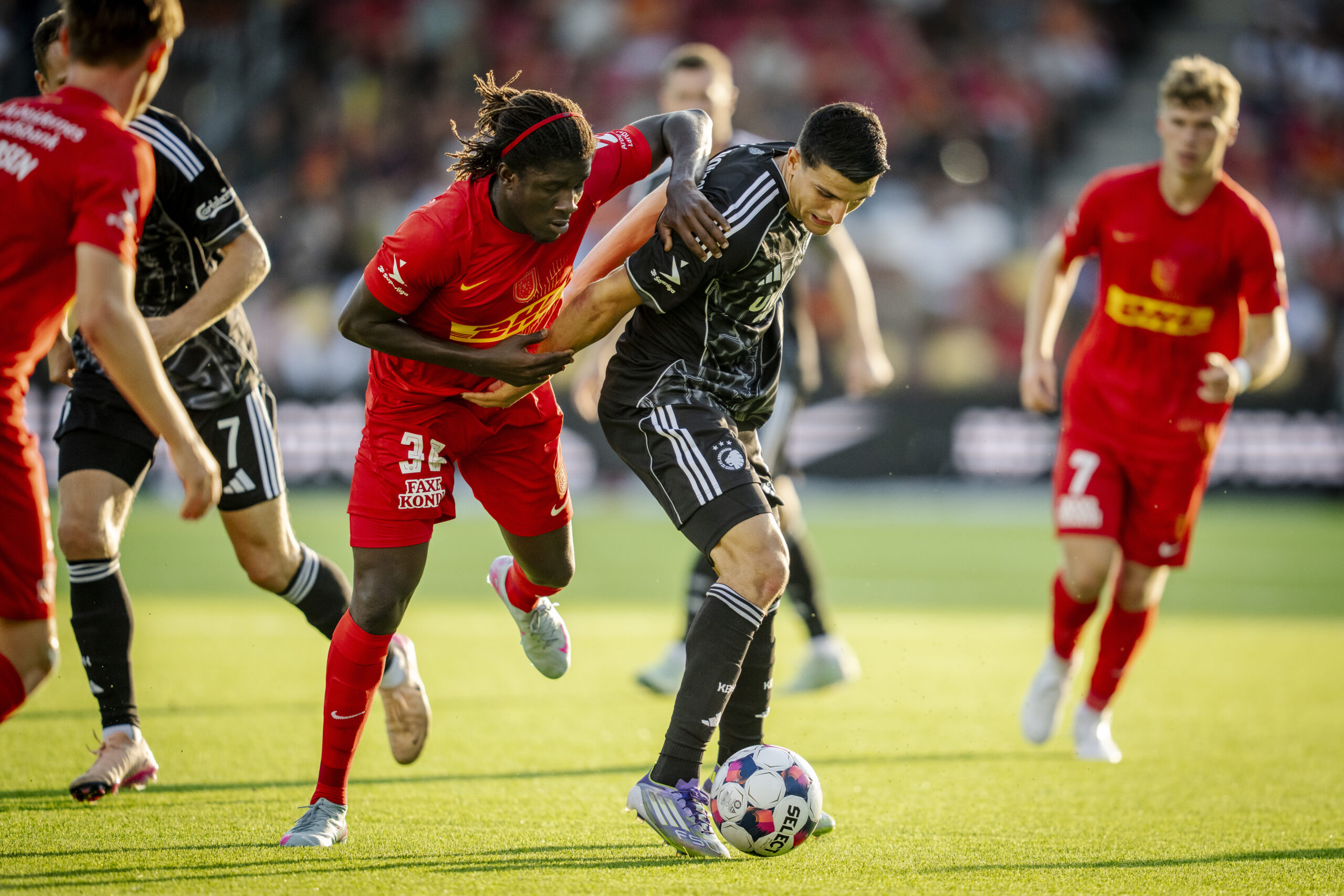 PL-klubber jagter Superliga-stjerne: Ligner sommersalg foto