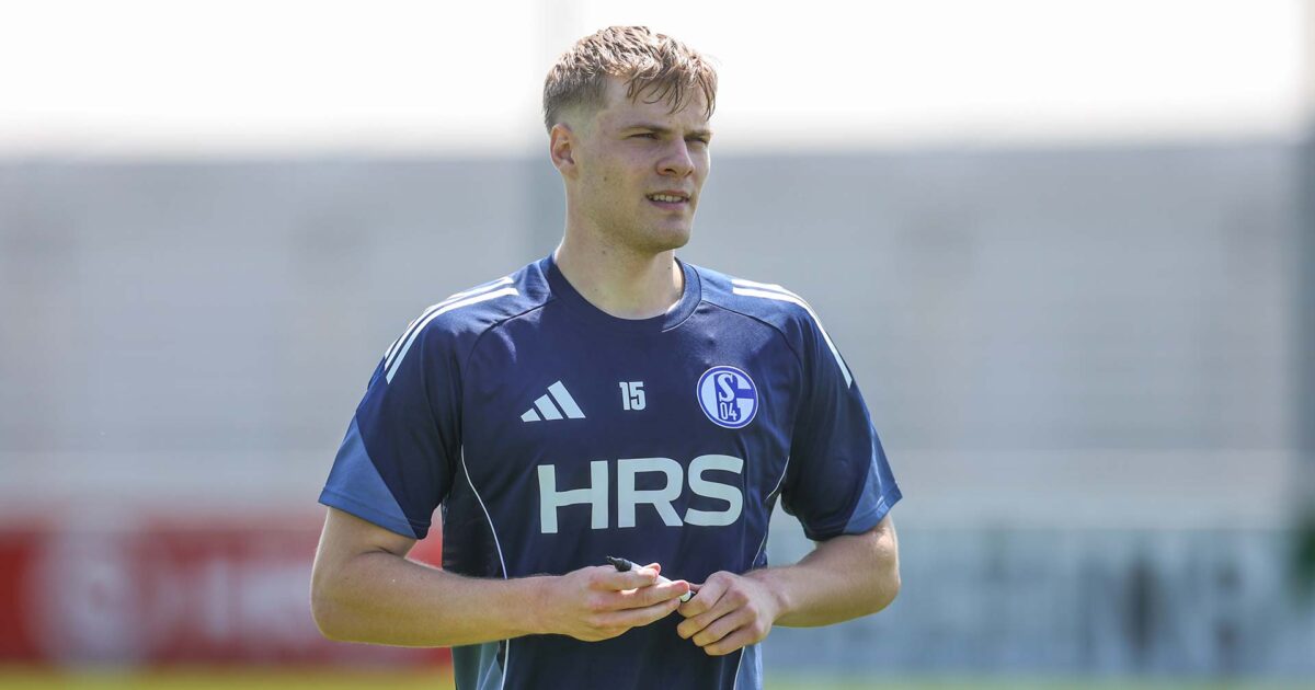 Og så på sin fødselsdag! Skidt nyt for Højlund Foto: FC Schalke 04