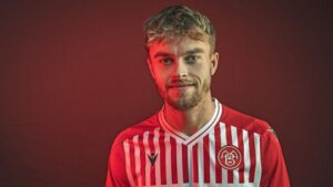 AaB har netop præsenteret Mathias Kubel